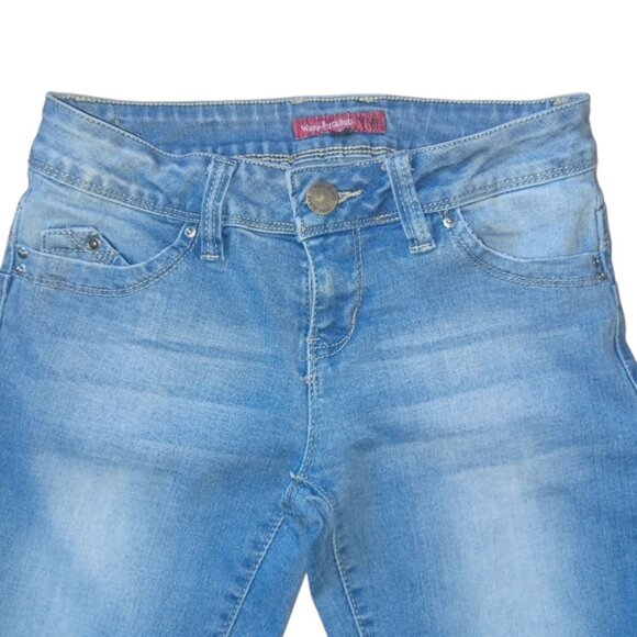 YMI WannaBettaButt Skinny Jeans – Light Wash, Size 3, Women - Picture 1 of 6